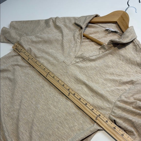 Calvin Klein Tan Short Sleeve Tee Relaxed Fit Size Medium - Picture 4 of 6